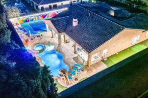 BigBiggie with Waterslide and 100k Game Room